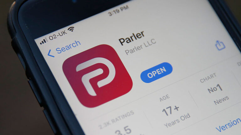 Trump yanlısı uygulama App Store’a geri döndü