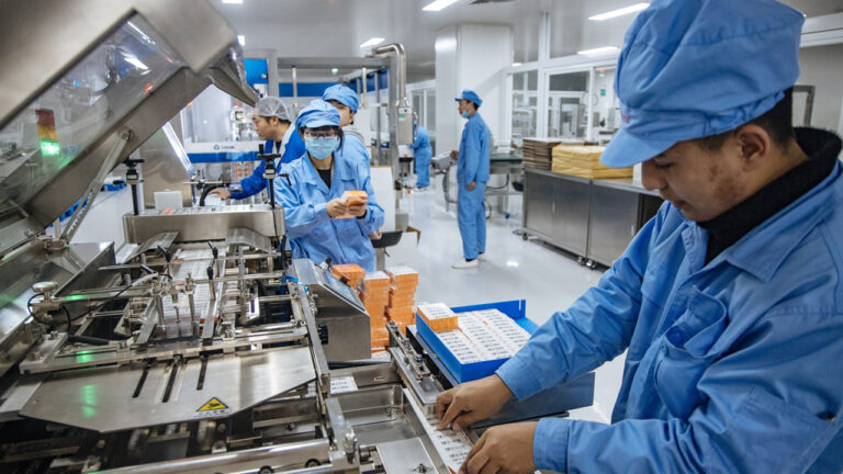 Sinovac aşısı için beklenen karar verildi