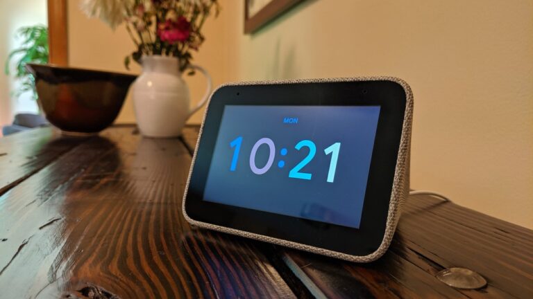 Lenovo yeni akıllı saati Smart Clock 2’yi tanıttı!