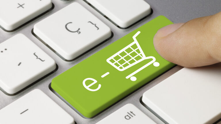 COVID-19 etkisiyle e-ticaret harcamalarında büyük artış