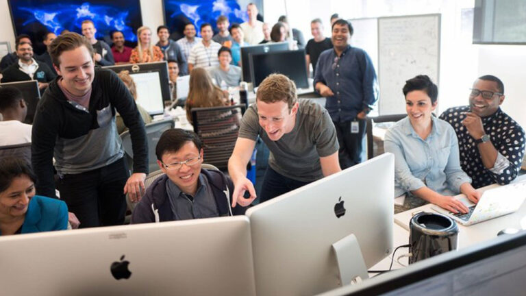 Facebook, ofise dönüş tarihini bir kez daha erteledi