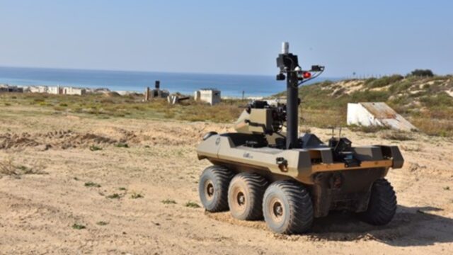 İsrail, Filistin sınırına katil makineli tüfekli robotlar yerleştirdi.