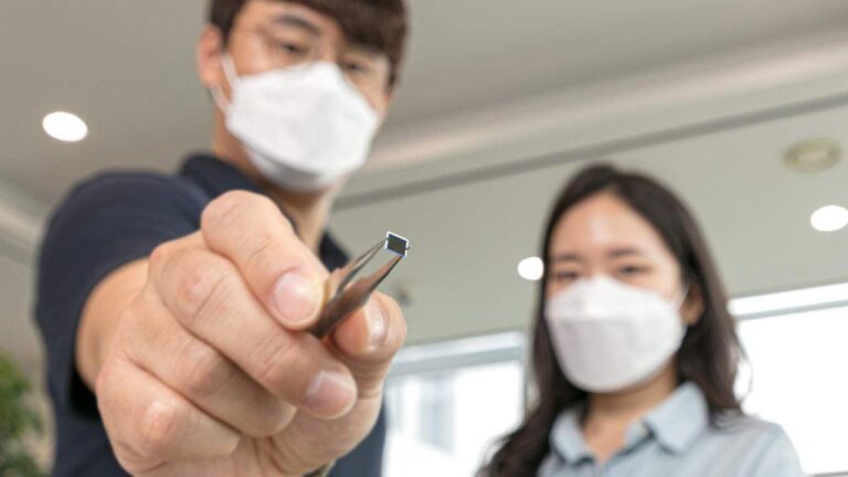 En küçük kamera sensörü Samsung Isocell JN1 yolda!