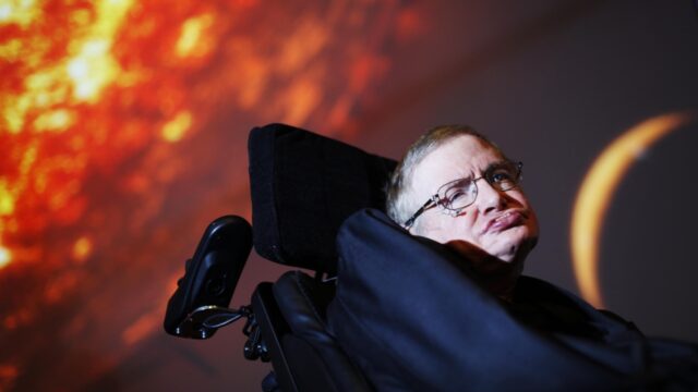 Stephen Hawking kara delik alan teoremi