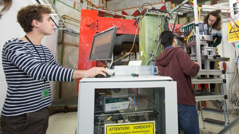 Türk öğrenciler CERN’in düzenlediği yarışmada finalde!