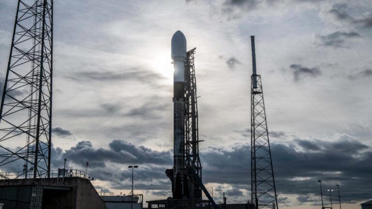 Türksat 5A uydusu yarın devreye alınıyor!