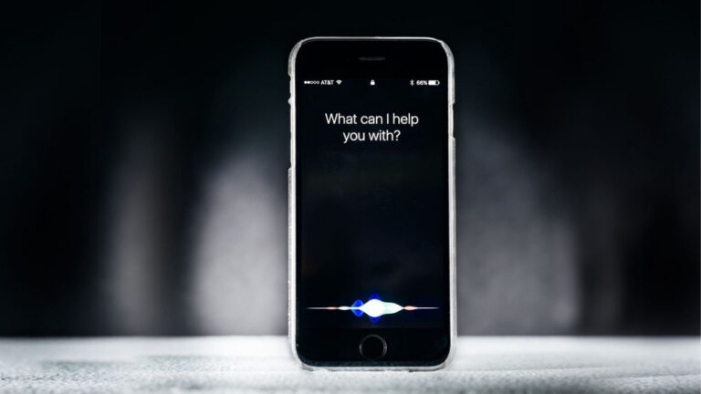 Apple’dan Siri ve CarPlay için önemli karar