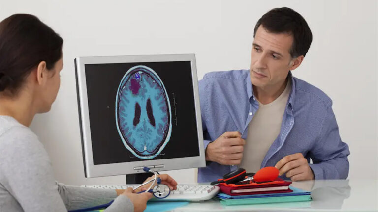 Beyin tümörünü küçülten kask geliştirildi