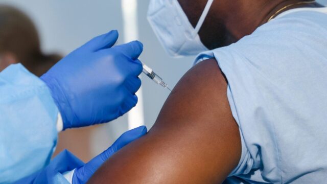 En yüksek COVID-19 aşı oranına sahip 25 ülke