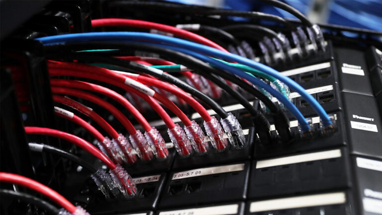 DNS problemi, internetin yaklaşık yarısını çökertti! (Açıklama geldi)