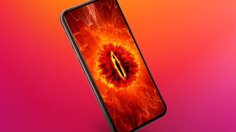 Dikkat! Telefon kameraları izleniyor mu?