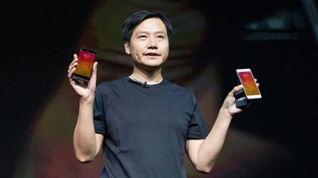Xiaomi CEO’su Lei Jun kullandığı telefon ile gündem oldu