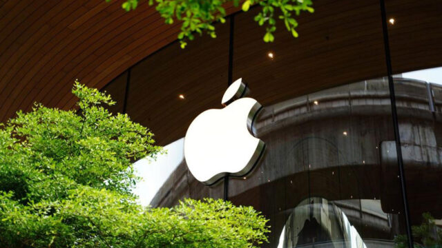 apple-300-milyon-dolarlik-tazminatla-karsi-karsiya