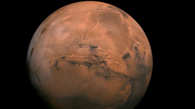 Bilim insanları, Mars yolculuğu için tarih verdi