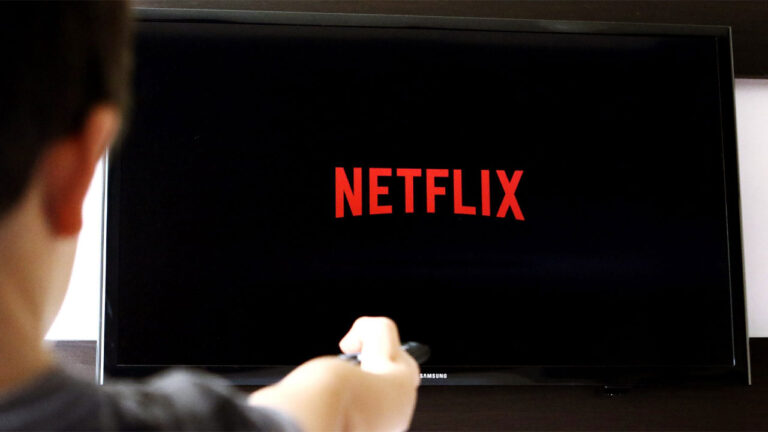 Popüler Netflix dizisinden sevindiren yeni sezon haberi