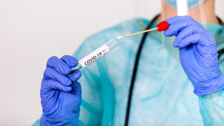 COVID-19 tespitinde kullanılan PCR testi nedir, nasıl yapılır?