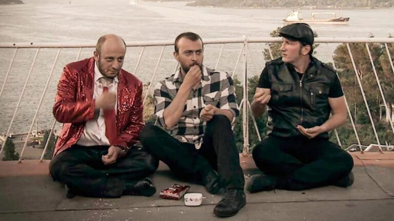 Dijital platforma geçen Leyla ile Mecnun’dan yeni afiş geldi