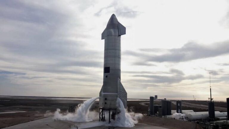 Elon Musk, Mars yolculuğu için müjde verdi