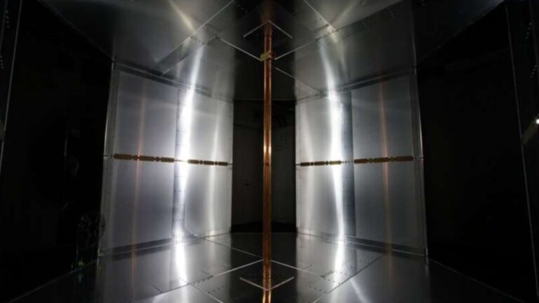 Kablosuz güç aktarımında yeni dönem: Şarj odası