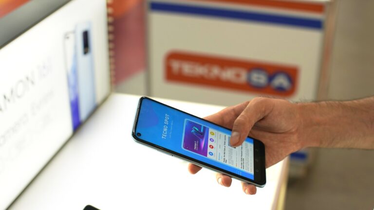 Yerli üretim Tecno Camon 16 satışa çıktı
