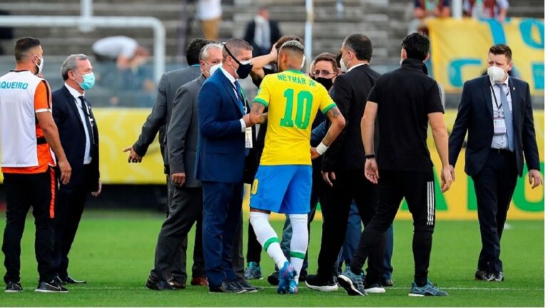 Brezilya-Arjantin maçı askıya alındı, sosyal medya sallandı!