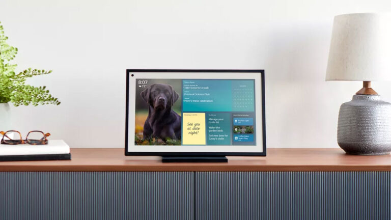 Amazon, yeni akıllı ekranı Echo Show 15’i tanıttı!