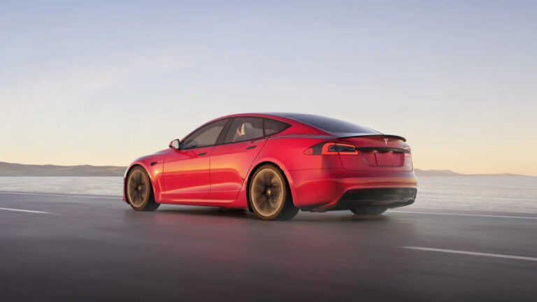 Elon Musk’tan Full Self-Driving Beta 10 müjdesi