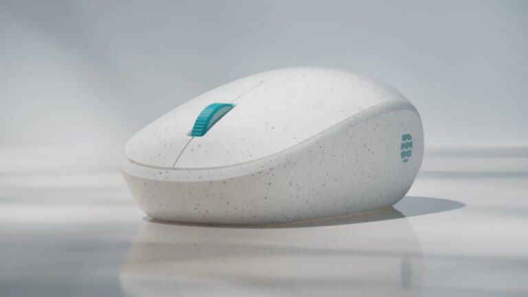 Microsoft, okyanus plastiğinden kablosuz mouse üretti