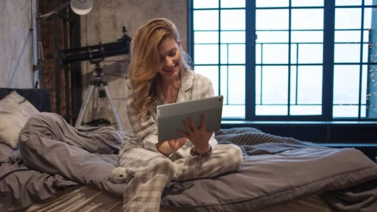 Snapdragon işlemcili Chromebook! Lenovo Duet 5 tanıtıldı