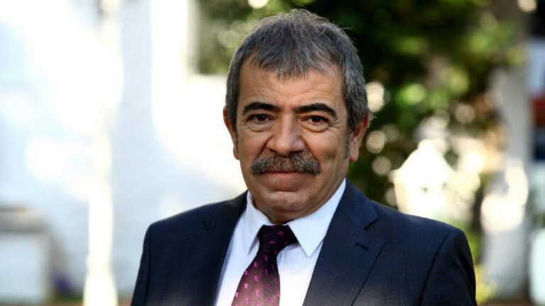 Ünlü oyuncu Selçuk Yöntem, tost davasını kazandı!