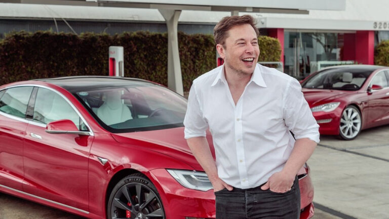 Elon Musk sadece 1 günde servetine 36 milyar dolar kattı!