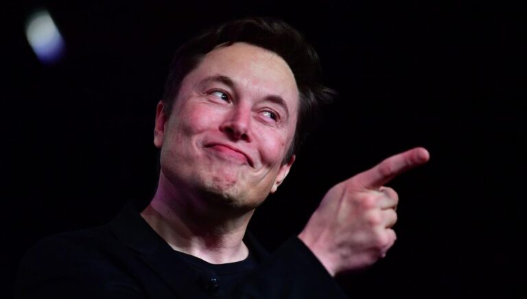 Elon Musk, servetiyle Forbes tarihine geçti!