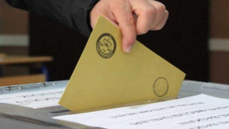 Oy kullanma sistemi değişiyor: Zarflar, yerini dijitale mi bırakıyor?