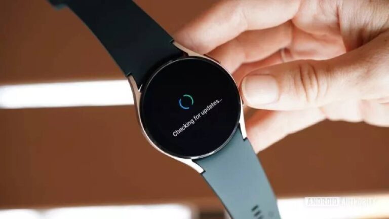 Samsung Galaxy Watch 4’e yeni arayüz ve özellikler geldi