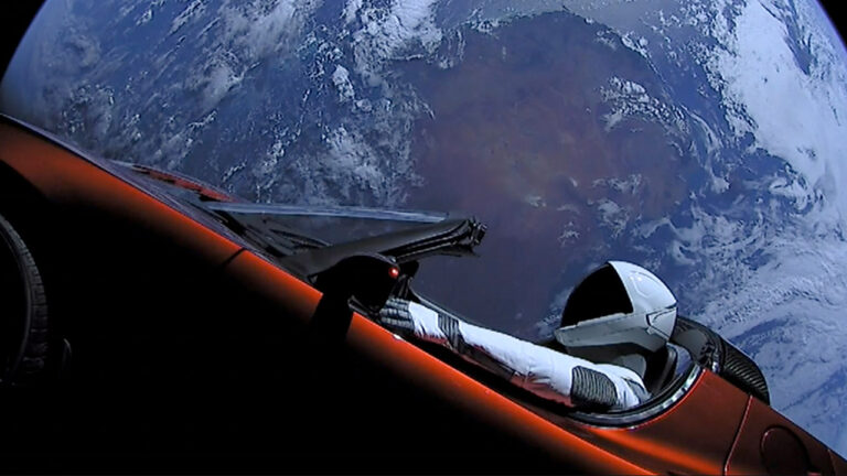 Uzay turizmi için ücretten daha önemli 6 soru!