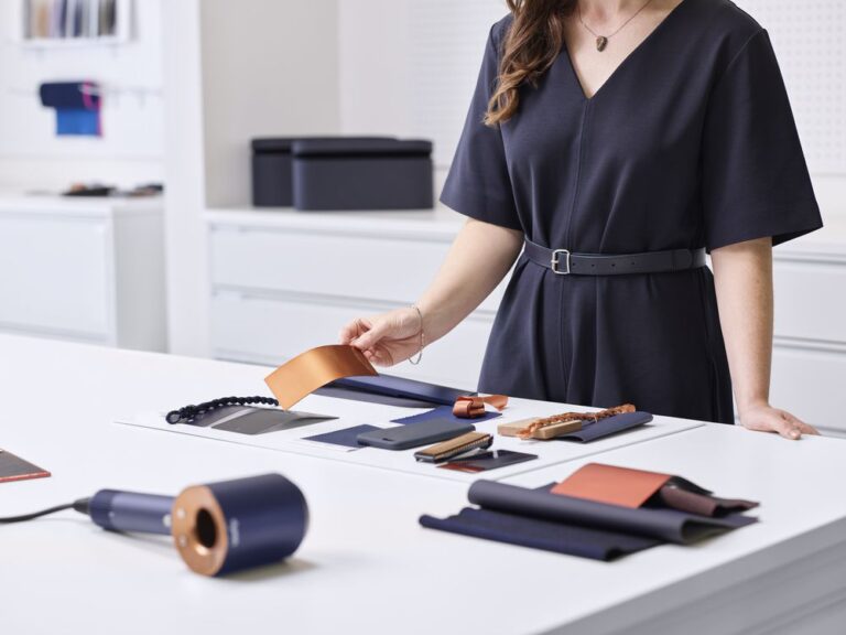 Dyson’ın otomobilden ilham alan saç düzleştiricisi ile tanışın!