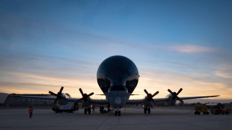 Ay görevlerinin kilit aracı sahnede: NASA Super Guppy