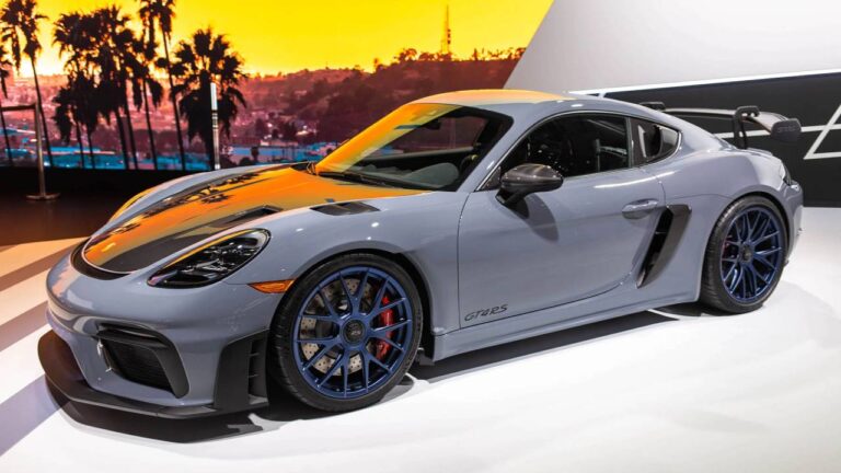 Porsche’nin beklenen modeli 718 Cayman GT4 RS tanıtıldı!