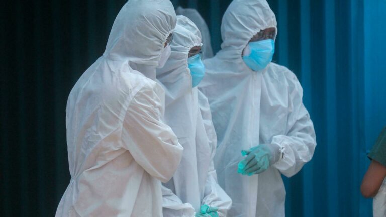 Dünya teyakkuzda: Yeni COVID-19 varyantı tespit edildi