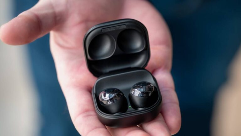 Galaxy Buds Pro, alerjiye sebep oluyor iddiası ile gündemde