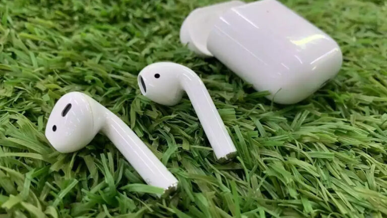 İlaç yerine AirPods yutan kadın, mide sesini kaydetti!