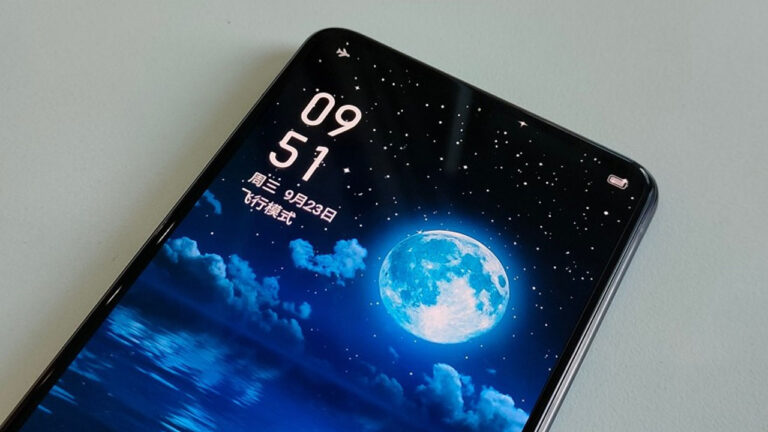 Realme’den ekran altı kameralı telefon geliyor!