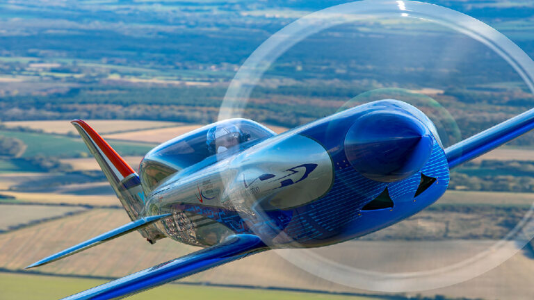 Rolls-Royce’un tamamen elektrikli uçağı hız rekoru kırdı