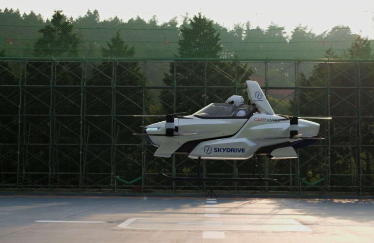 Uçan arabaların üretimi için büyük adım!