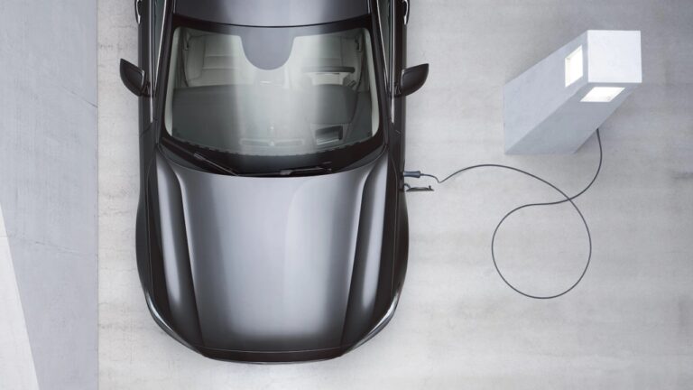 Volvo ve Ford’dan elektrikli araçlar için büyük söz!