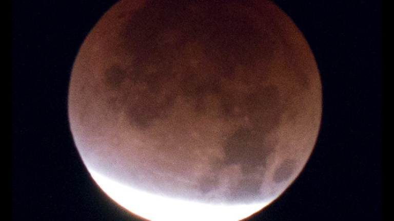 Yüzyılın en uzun Ay Tutulması için geri sayım başladı!