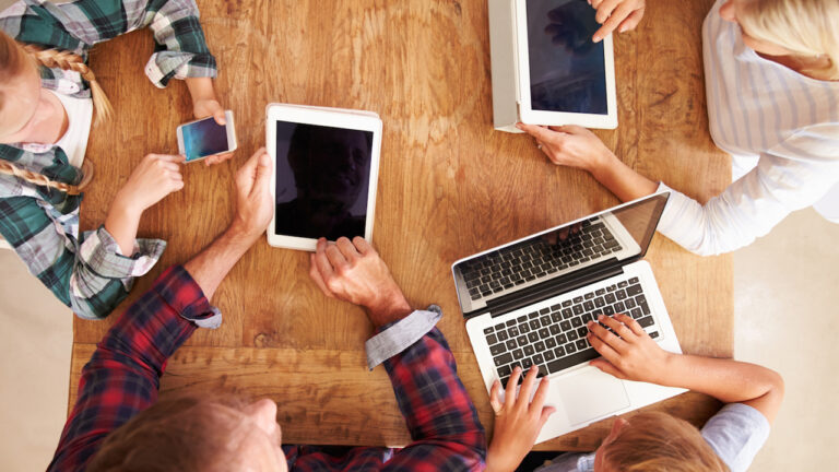 300 TL altı en iyi teknolojik aksesuarlar