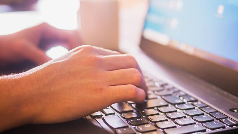 El yazınız bilgisayarda: Ücretsiz kendi fontunuzu yapma yöntemleri