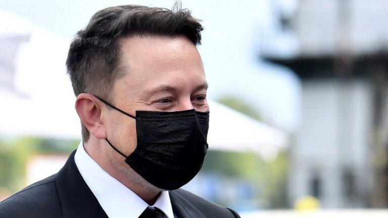 Elon Musk, COVID aşısı olup olmadığını açıkladı!