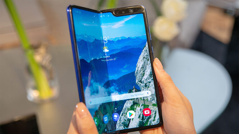 En popüler katlanabilir akıllı telefon belli oldu!